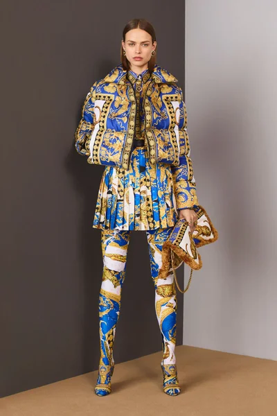Look 28